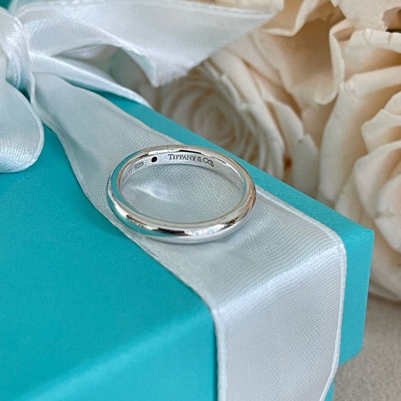 Tiffany & Co. Elsa Peretti Ruby Silver Stacking Band Size 5 $500 NEW - Picture 8 of 15